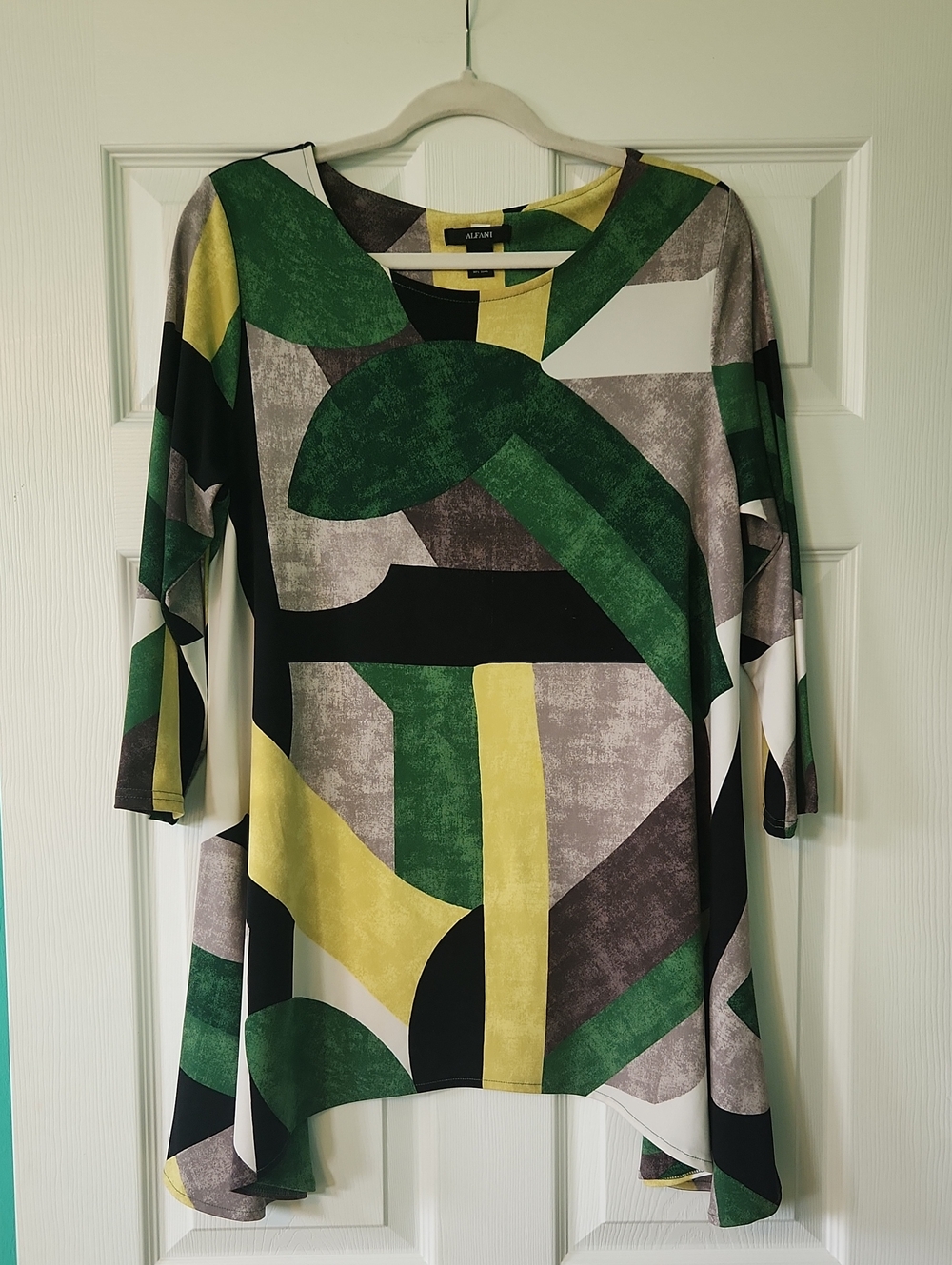 Alfani Abstract Geometric Tunic in Green, Yellow, Black, Gray, White